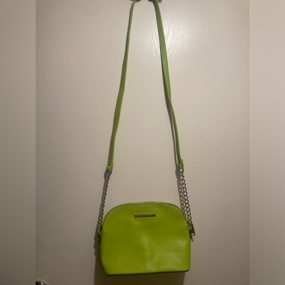 Steve Madden Vibrant Green Crossbody Bag - Picture 9 of 9
